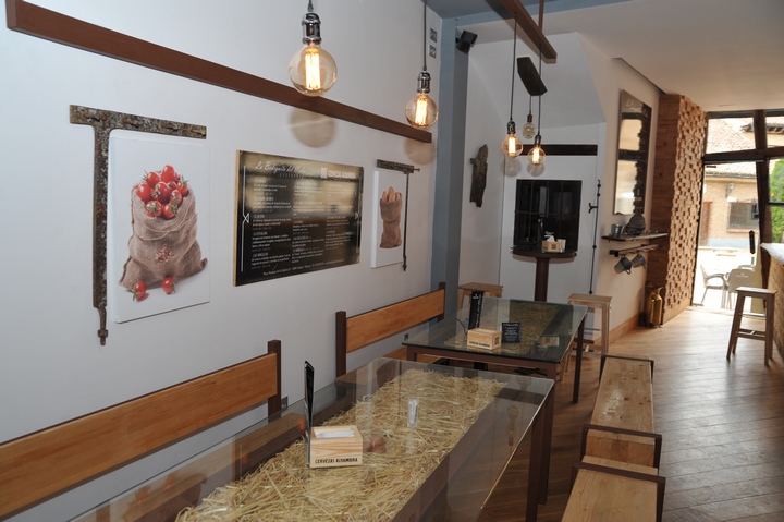 Restaurate Tapas Picoteo Saldana Palencia (60)